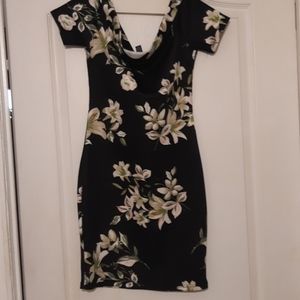 95% polyester 5% spandex